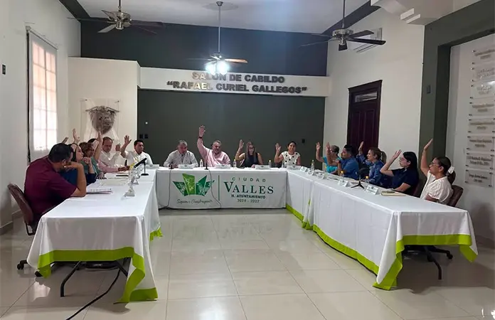 Aprueban ayuda para pasantes de enfermería
