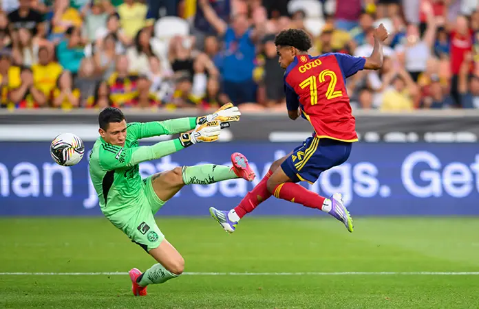 Crystal Palace ficha a Gozo por 15 millones de dólares
