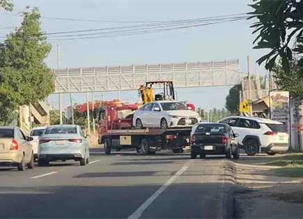 Detienen a funcionarios por Operativo Enjambre Detienen a funcionarios por Operativo Enjambre