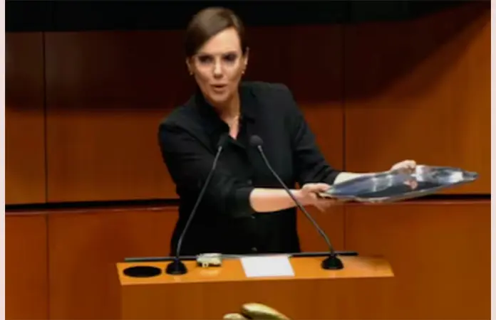 Lilly Téllez reta a Morena a entregar visas en apoyo a Andy López