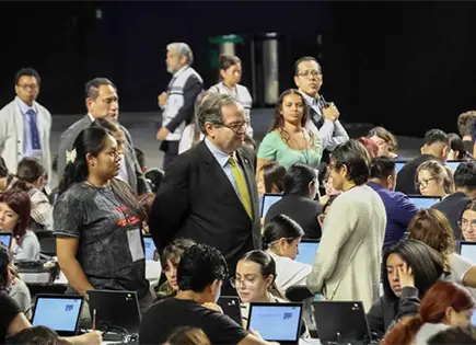 Se analiza volver a presenciales: rector Se analiza volver a presenciales: rector