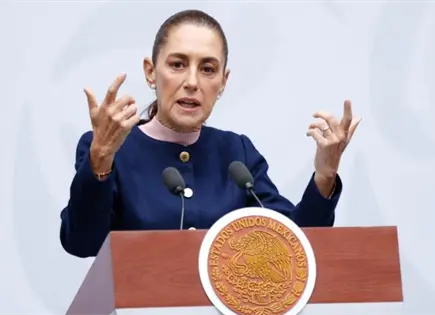 Sheinbaum niega v&iacute;nculo entre viaje de Harfuch y traslado de Far&iacute;as