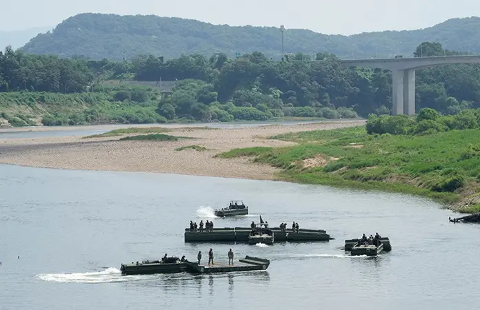 Surcorea y EU reducen maniobras conjuntas
