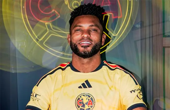 Borja ya firmó como refuerzo de América