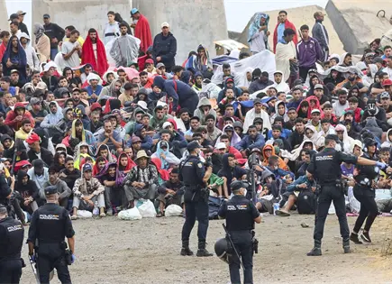 Espa&ntilde;a prepara traslado urgente de 500 ni&ntilde;as migrantes desde Ceuta