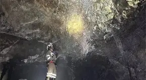 Evacuan personal de mina en Charcas