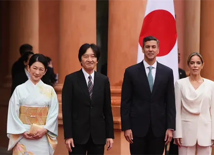 Príncipes herederos de Japón visitan Paraguay con presidente Peña Príncipes herederos de Japón visitan Paraguay con presidente Peña