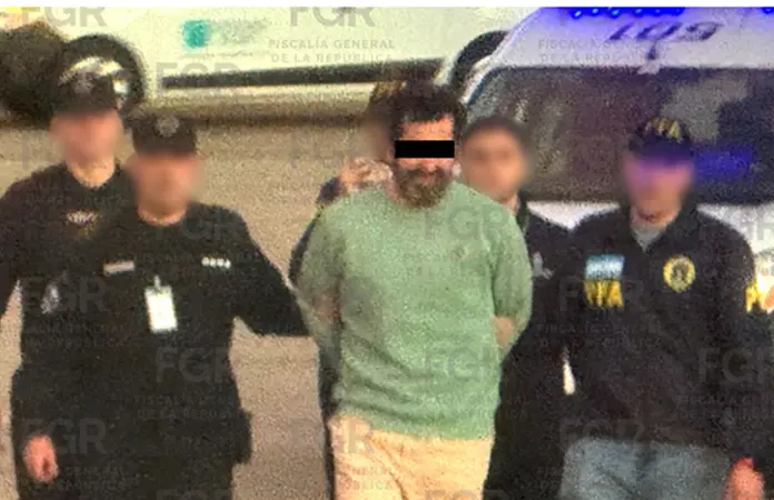 Trasladan a exmilitar acusado de tráfico de combustible detenido en Argentina