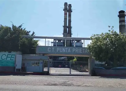 Calor y apagones, en La Paz