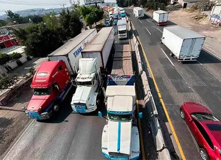 Gana terreno robo de carga en SLP Gana terreno robo de carga en SLP