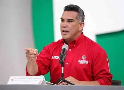 Morena se deslinda; oposici&oacute;n lo critica