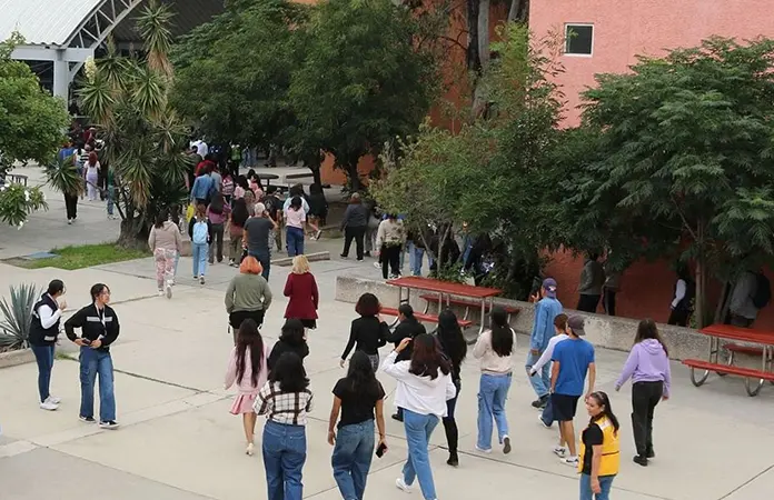 Proponen reconocer servicio social como experiencia laboral