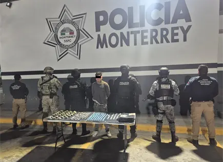 Cae potosino con 196 dosis; lo ligan a violencia en bares de Monterrey Cae potosino con 196 dosis; lo ligan a violencia en bares de Monterrey