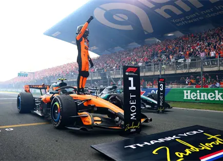 Checo queda 15; Norris conquista un caótico GP de Países Bajos Checo queda 15; Norris conquista un caótico GP de Países Bajos