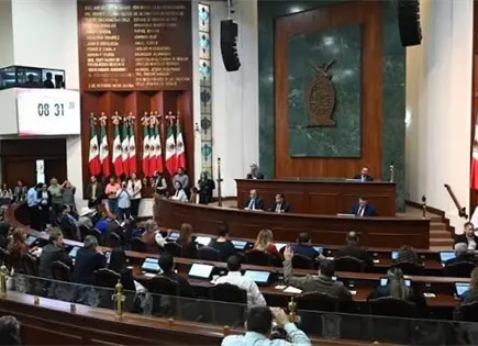 Congreso oficializa la salida de Rocha Moya Congreso oficializa la salida de Rocha Moya