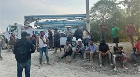 Constructora de Bienestar explota y estafa a albañiles