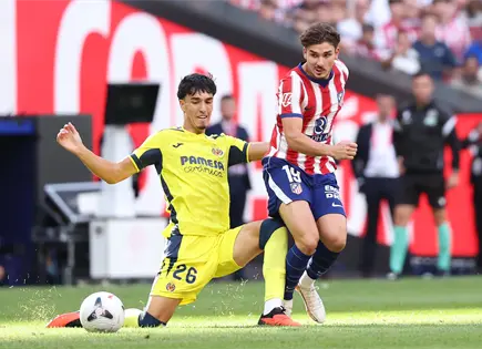 Giuliano salva al Atlético con diez ante el Villarreal Giuliano salva al Atlético con diez ante el Villarreal