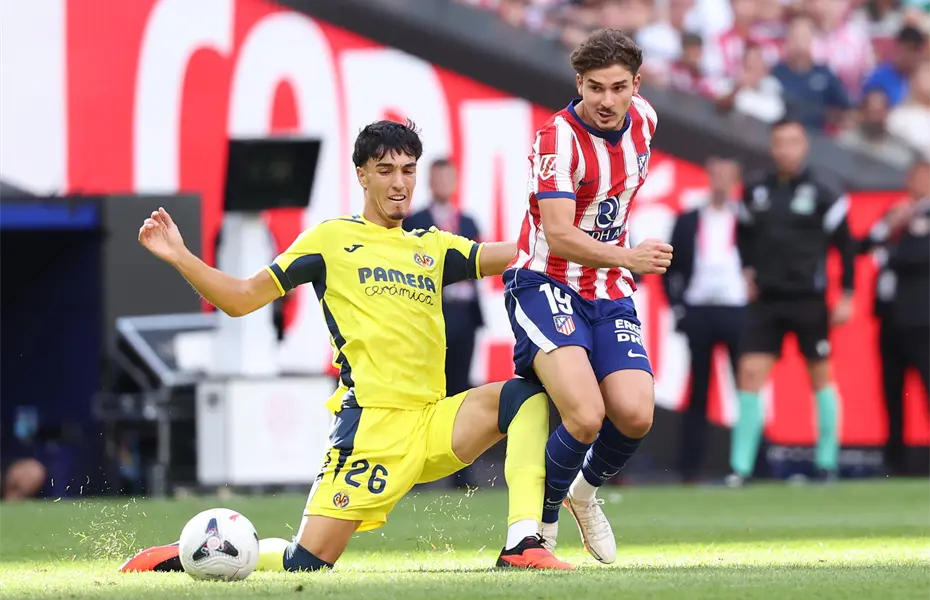 Giuliano salva al Atlético con diez ante el Villarreal