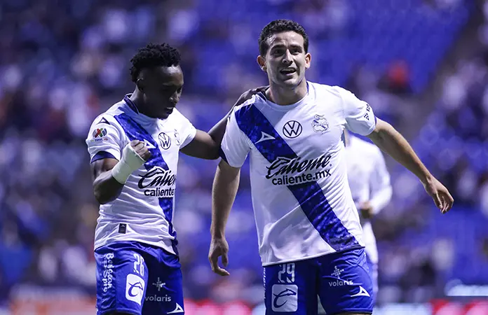 Puebla vence a Santos en duelo de goles