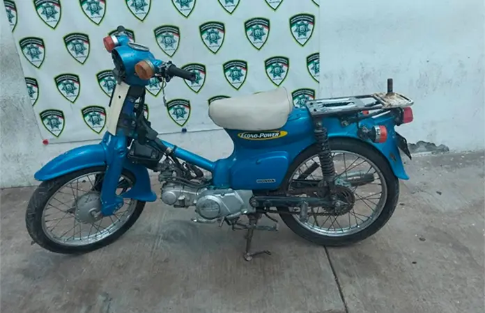 Recuperan una moto robada en Lomas