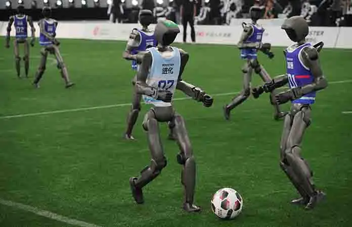 Robots humanoides chinos baten récords Robots humanoides chinos baten récords