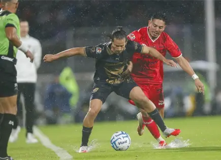 Pumas empata 1-1 con Necaxa en Ciudad Universitaria Pumas empata 1-1 con Necaxa en Ciudad Universitaria