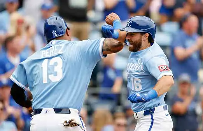 Reales ganan y estiran su racha a 8 triunfos