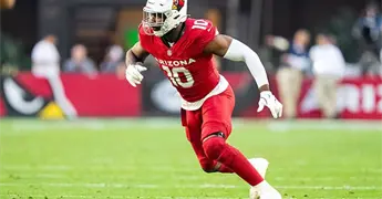 Cardinals activan al linebacker Sweat