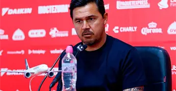 Diego Mej&iacute;a asume la responsabilidad