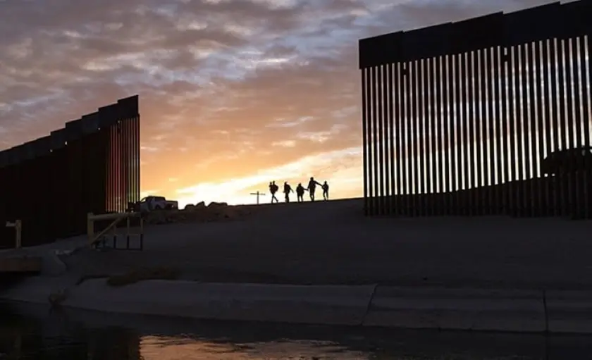 Retoma EU proyecto de muro en frontera M&eacute;xico-Arizona