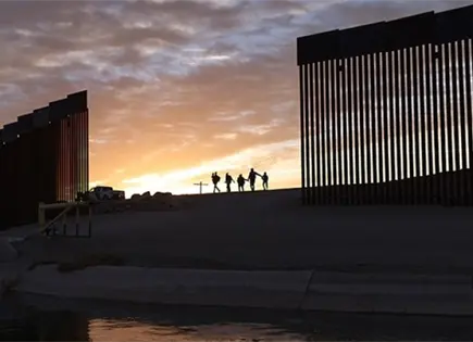 Retoma EU proyecto de muro en frontera M&eacute;xico-Arizona