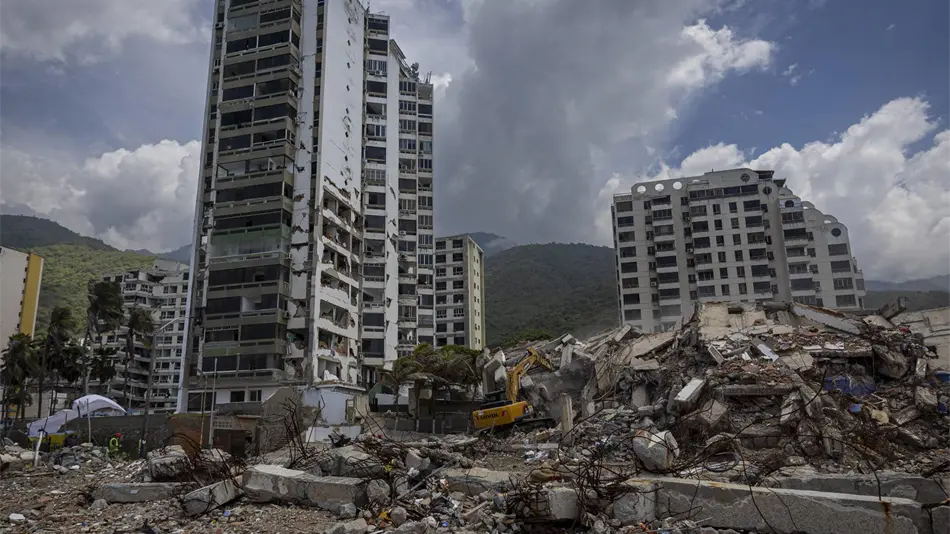 Terremotos dejan ya m&aacute;s de 6 mil 500 muertos en Venezuela