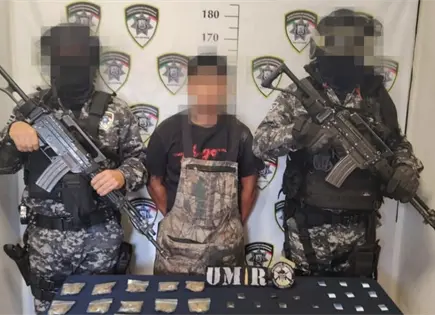 Cae otro diablero de Abastos por presunta distribuci&oacute;n de drogas
