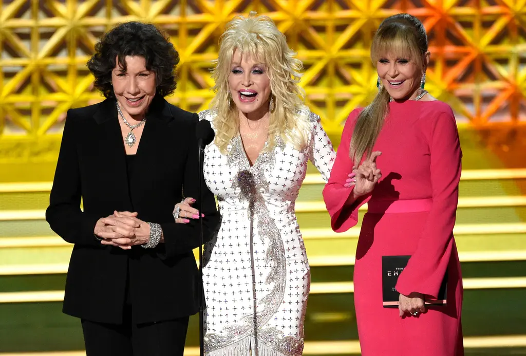 Celebridades rinden homenaje a Dolly Parton tras su fallecimiento