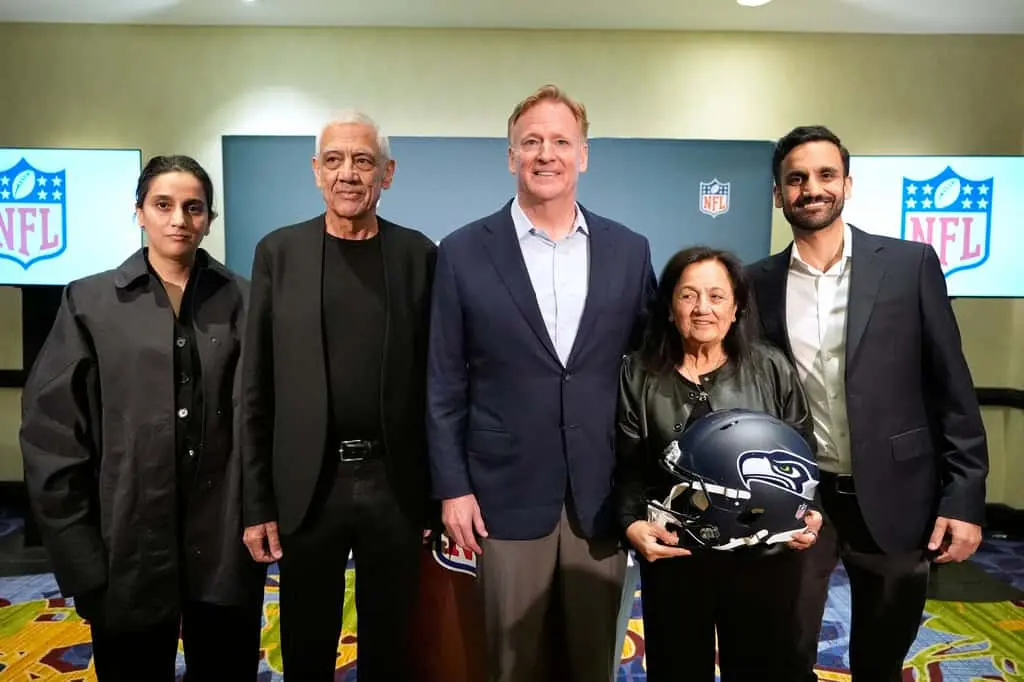 Dueños NFL aprueban venta de Seahawks a Vinod Khosla