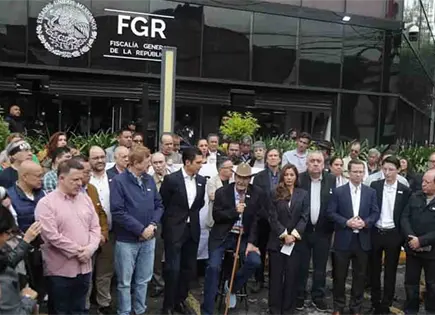 PAN y Somos M&eacute;xico salieron en defensa de Ernesto Ruffo Appel