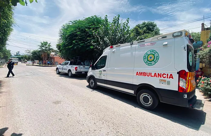 Policía pierde la vida tras chocar