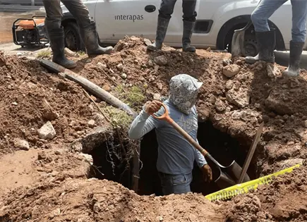 Interapas atribuye hundimiento en Juan Sarabia a reparación de una fuga Interapas atribuye hundimiento en Juan Sarabia a reparación de una fuga