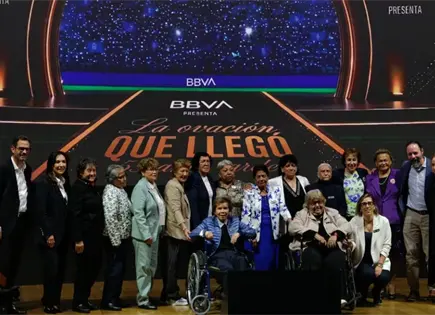 Presentan el documental La ovaci&oacute;n que lleg&oacute; 55 a&ntilde;os tarde