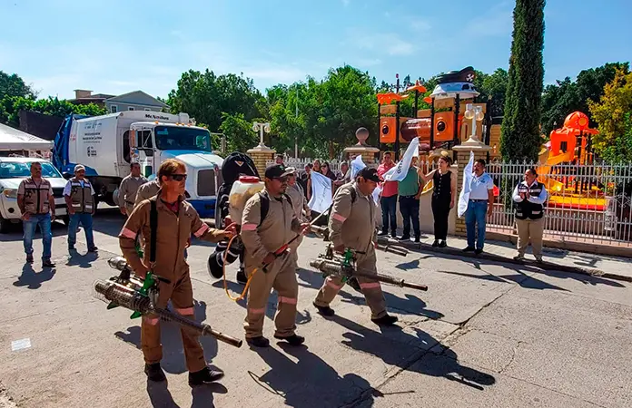 Semana de saneamiento y combate contra el dengue