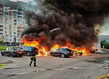 Ataques con drones rusos dañan viviendas y almacenes en Kiev Ataques con drones rusos dañan viviendas y almacenes en Kiev