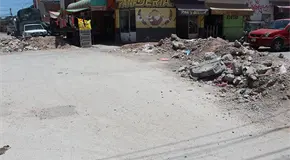 Calle Moctezuma a&uacute;n cerrada al paso vial