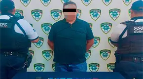 Detienen a clonador de tarjetas en banco de Carranza
