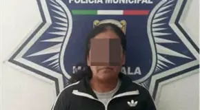 Detienen a mujer, acusada de robo