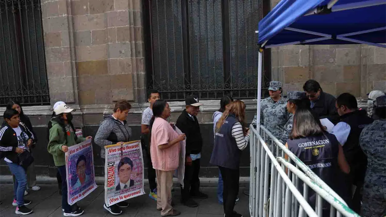 La Corte rechaza atraer revisión de padres de 43