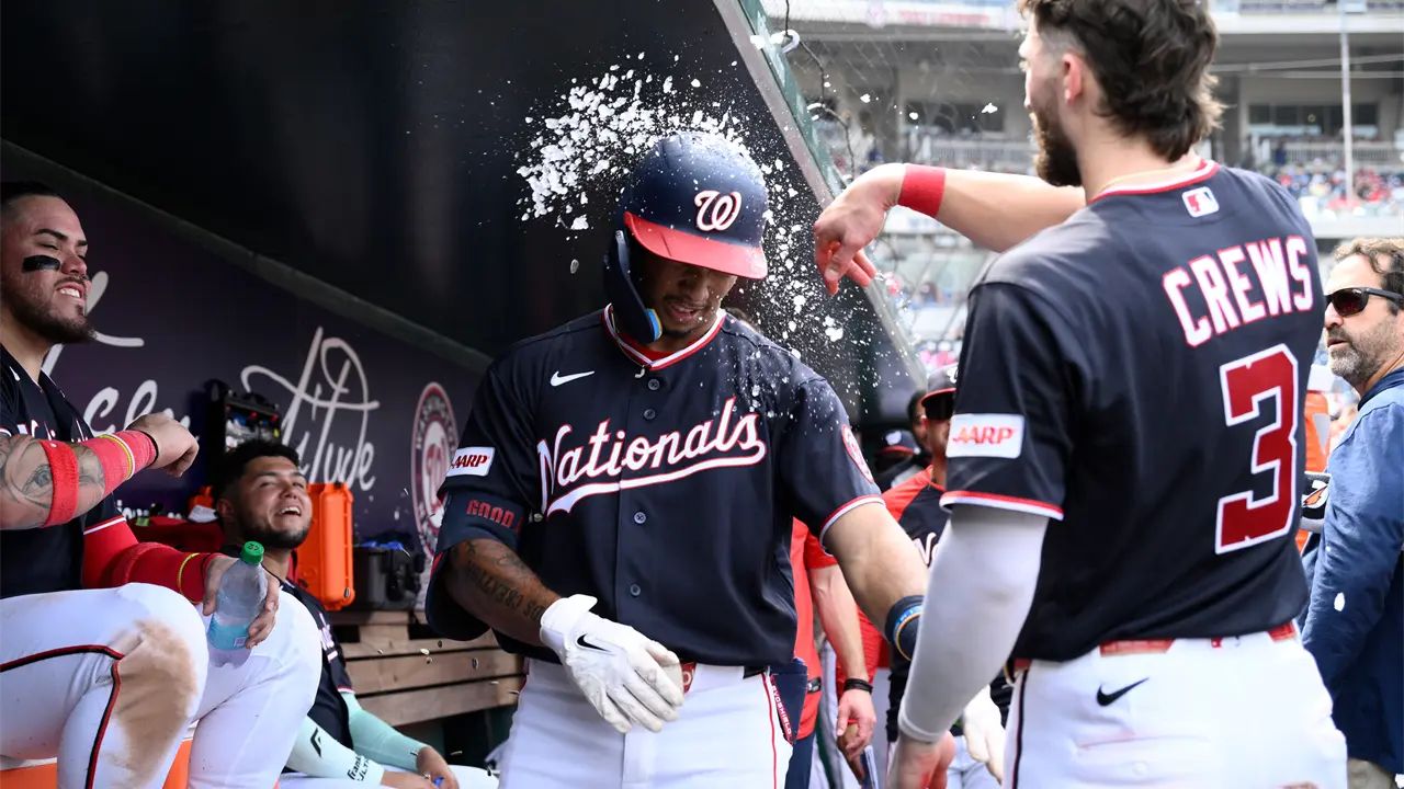 Nats y Rockies dividen serie