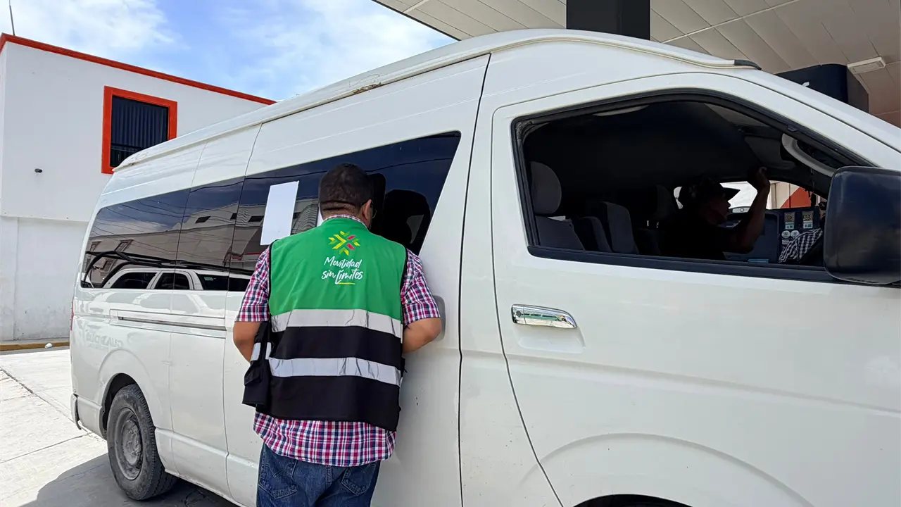 Retira SCT ocho vehículos por transporte irregular en Matehuala