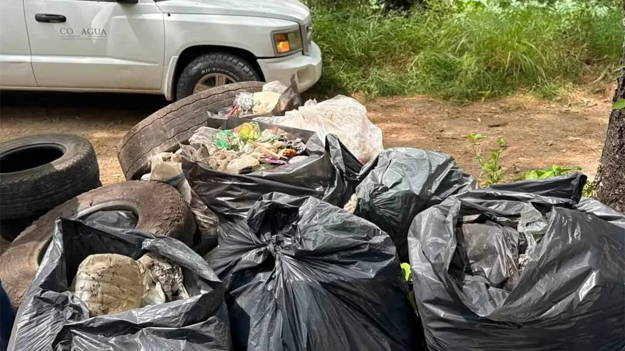 Retiran 7 toneladas de residuos en márgenes del Río Valles