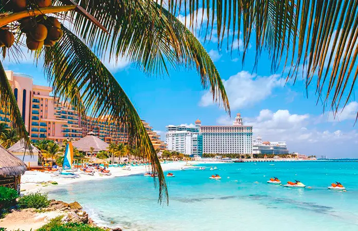 Vallarta y Cancún destinos preferidos para vacacionar