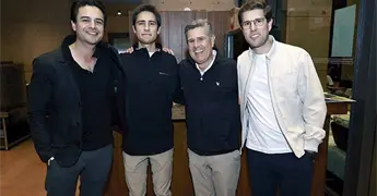 Amigos, noche casino en el campestre
